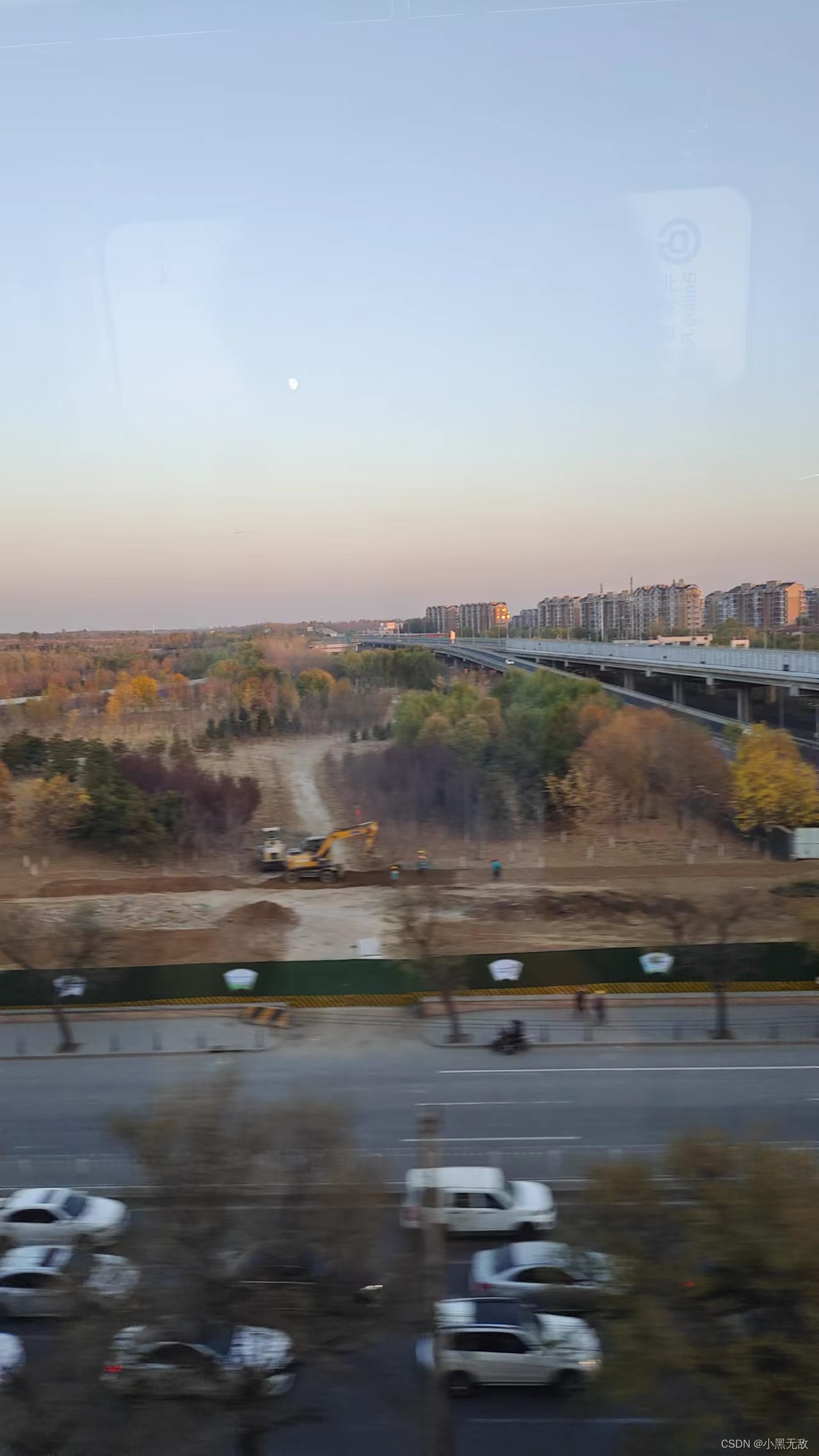 请添加图片描述